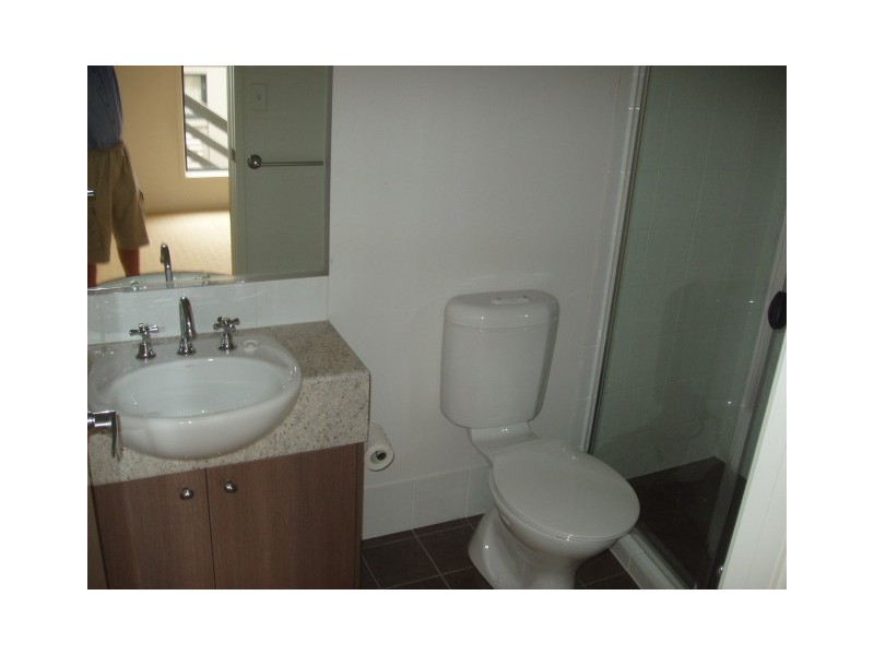 5/2 Palma Crescent, Varsity Lakes QLD 4227