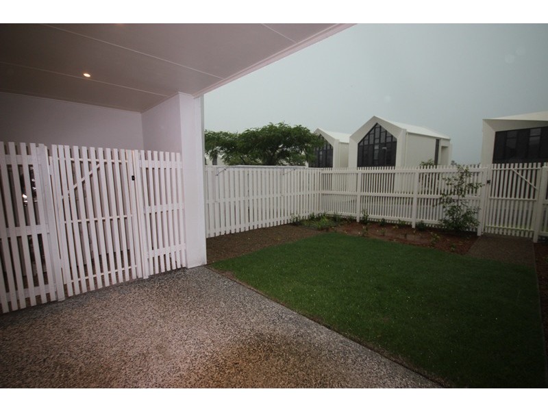 46/87 Peninsula Drive, Robina QLD 4226