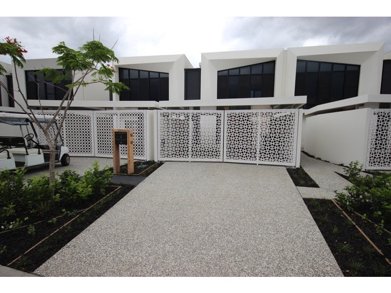 46/87 Peninsula Drive, Robina QLD 4226