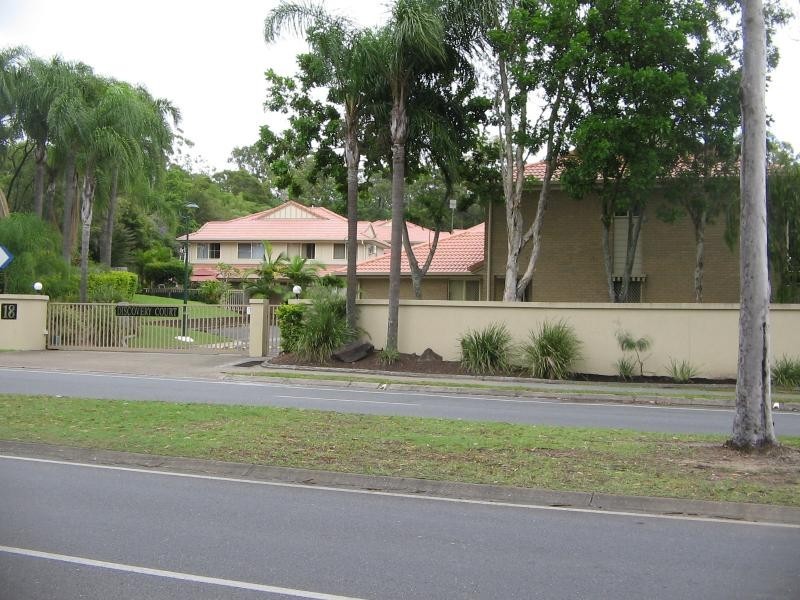 26/18 Discovery Drive, Helensvale QLD 4212