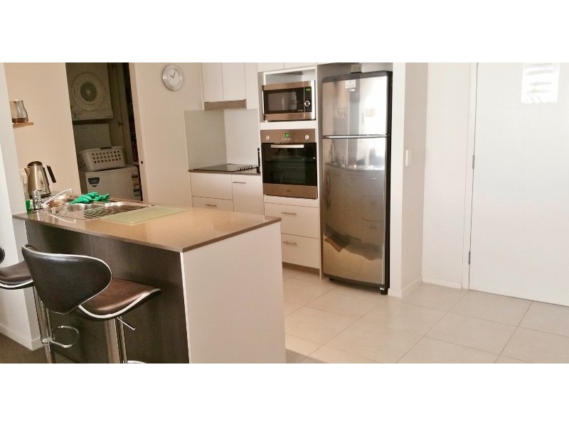 Hope Island QLD 4212