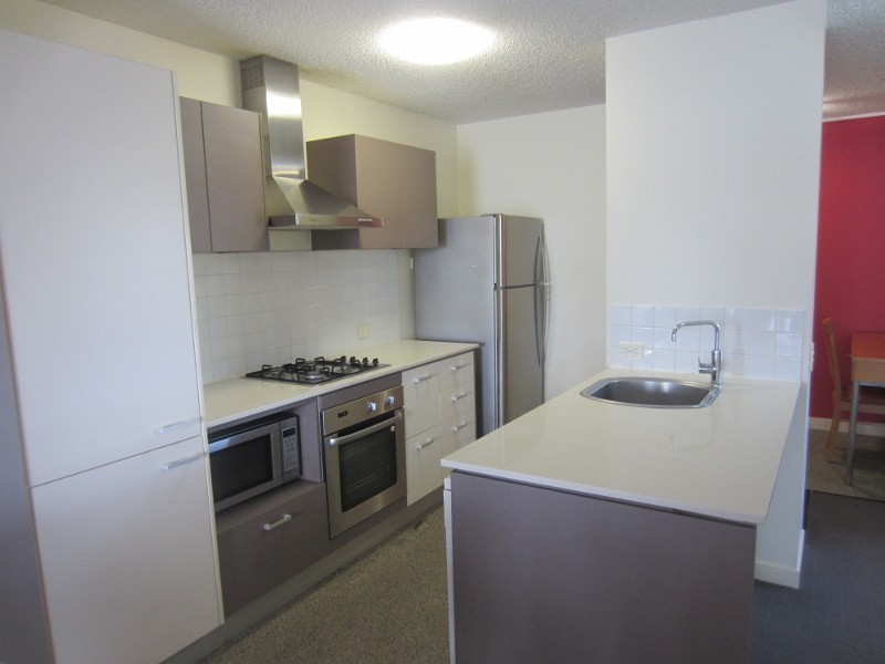 S08/8 Cordelia st, South Brisbane QLD 4101