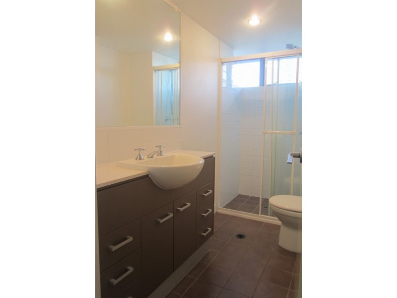 S08/8 Cordelia st, South Brisbane QLD 4101