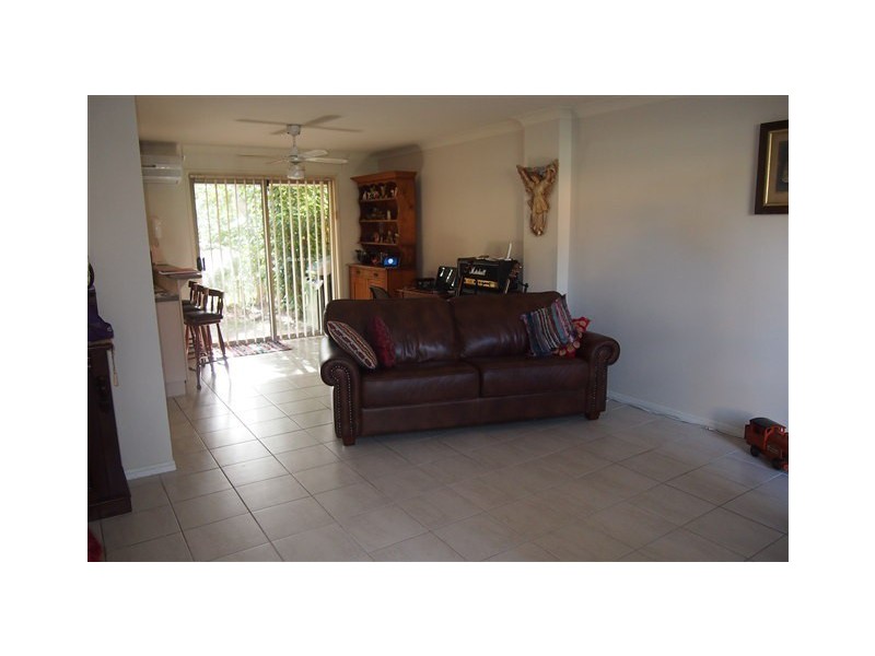 27/4 Koala Town Rd, Upper Coomera QLD 4209