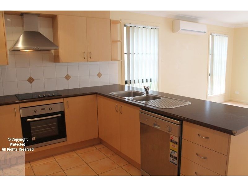 8/23 Park Esplanade, Coomera QLD 4209