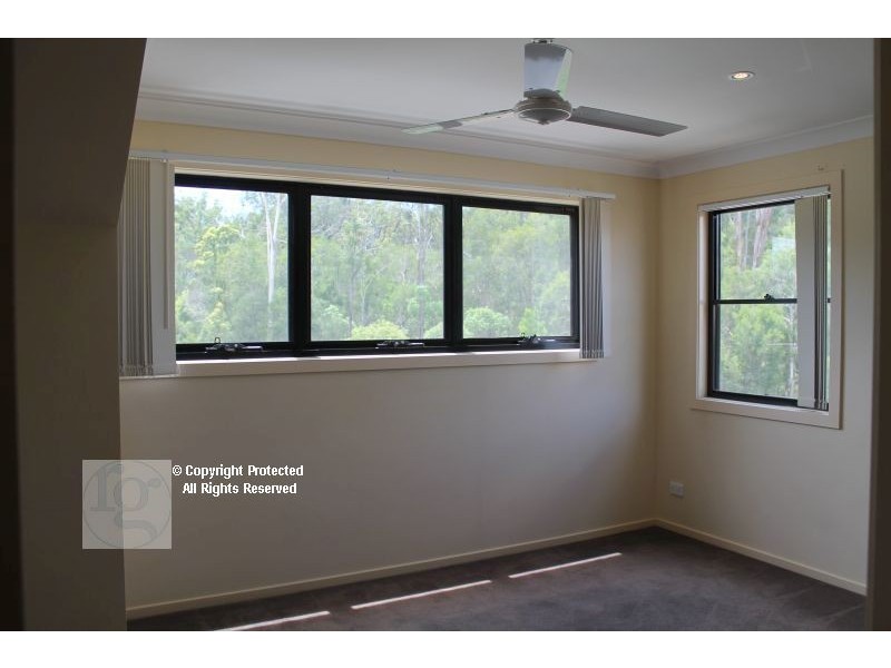 8/23 Park Esplanade, Coomera QLD 4209