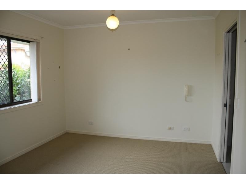 64/76 Bayview Street, Runaway Bay QLD 4216