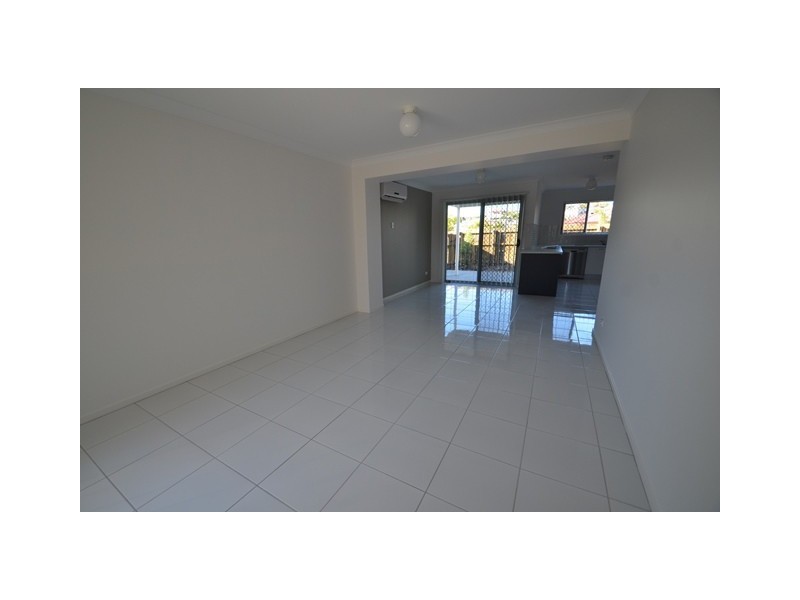 Pacific Pines QLD 4211