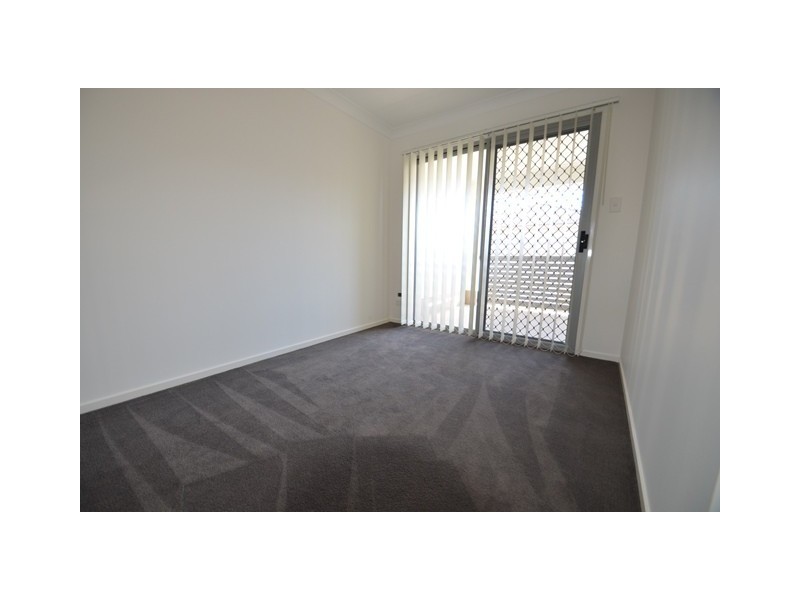 Pacific Pines QLD 4211