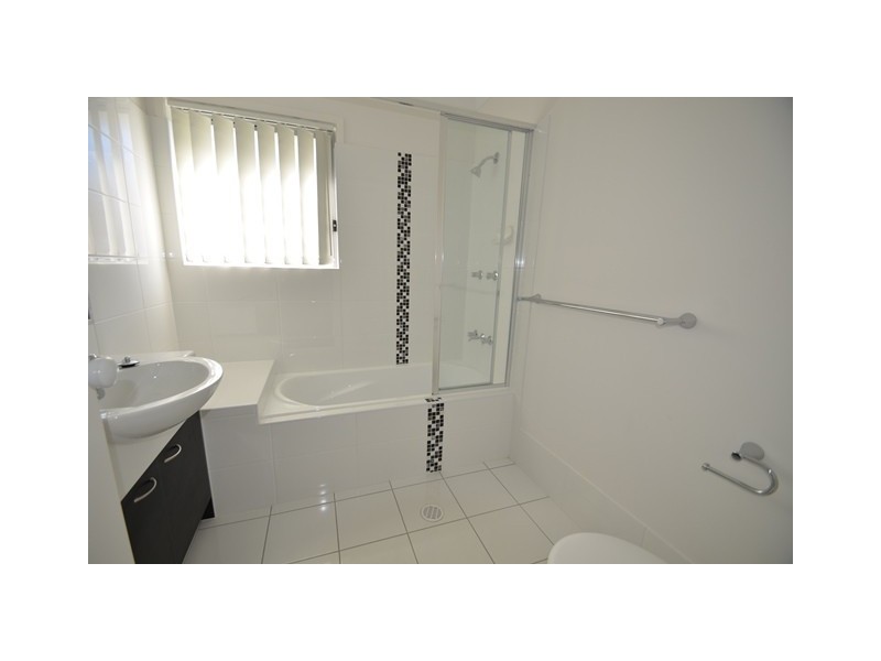 Pacific Pines QLD 4211