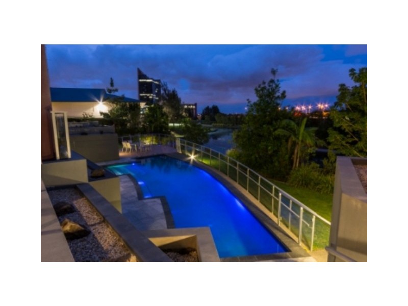 125/2 Riverwalk Ave, Robina QLD 4226