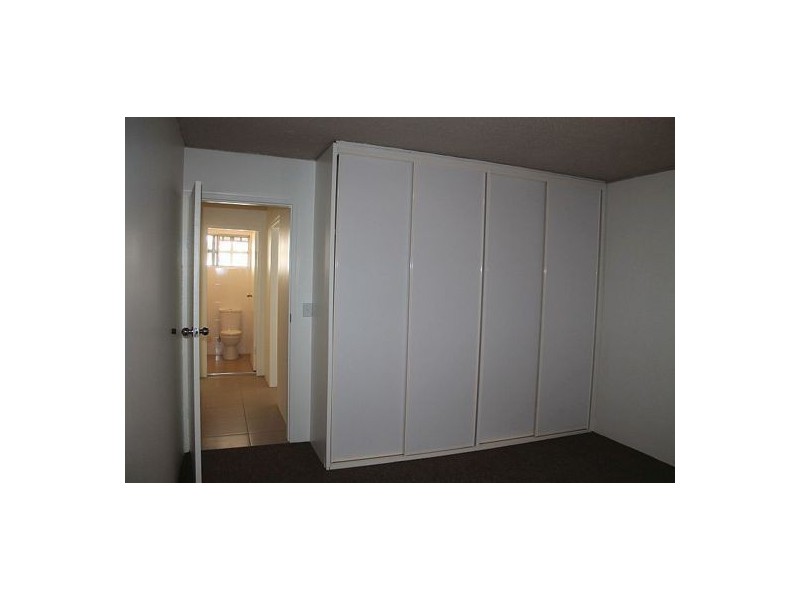 5/28 Marine Parade, Southport QLD 4215