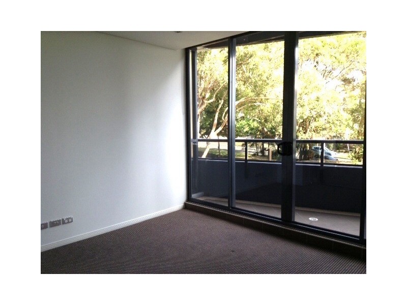 2 Aqua Street, Southport QLD 4215