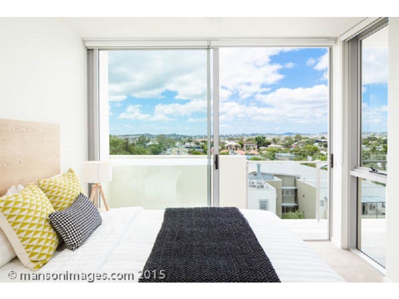 140/11-17 Lytton Road, East Brisbane QLD 4169