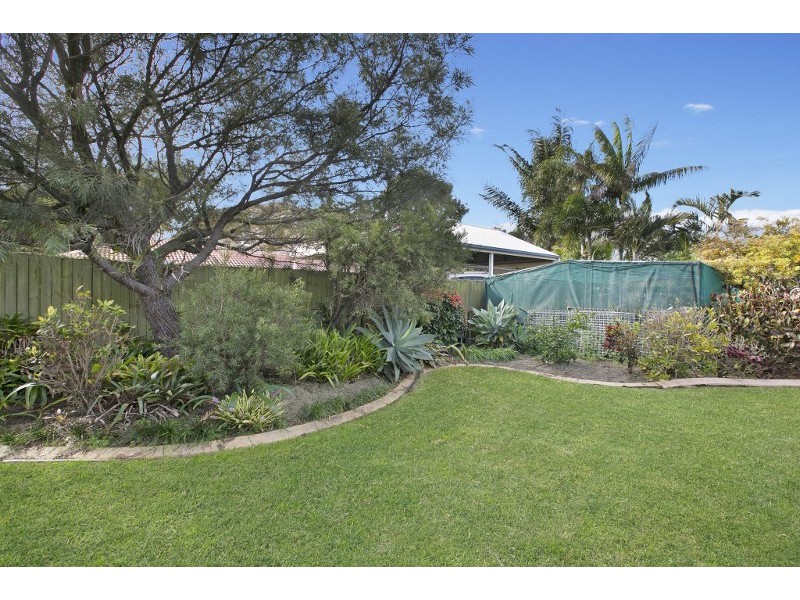 53 Miles Crescent, Manly West QLD 4179