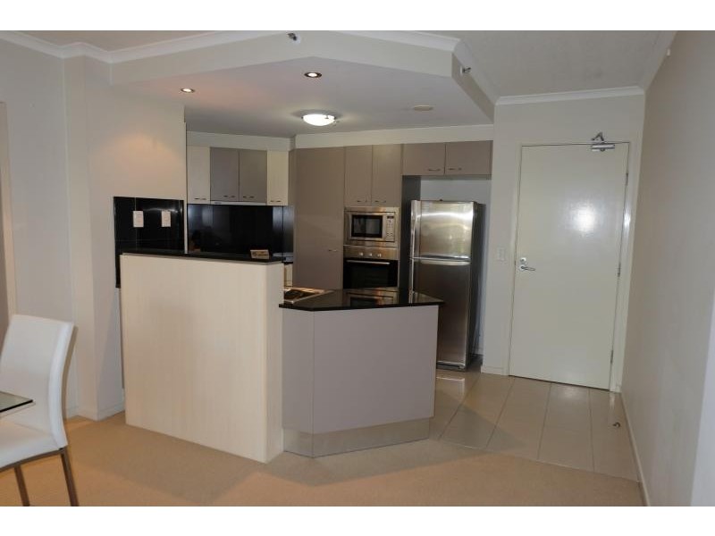 21 Cypress Avenue, Surfers Paradise QLD 4217