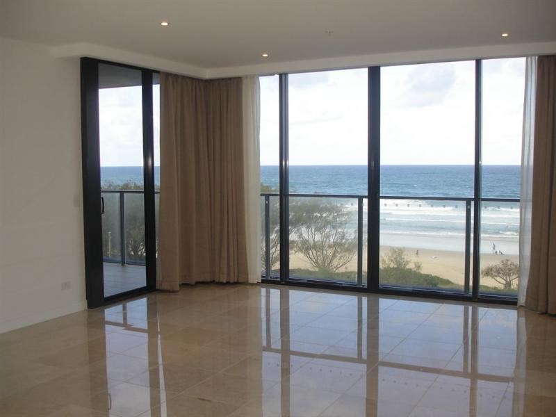 47 Broadbeach Boulevard, Broadbeach QLD 4218
