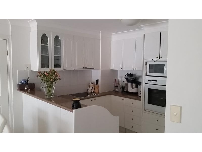 100 Cotlew St East, Southport QLD 4215