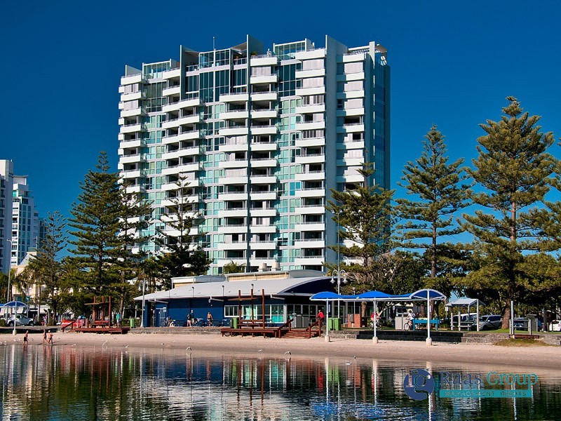 Labrador QLD 4215