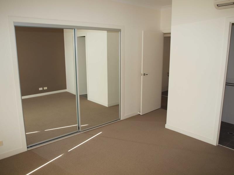 37/19 Carina Peak Drive, Varsity Lakes QLD 4227