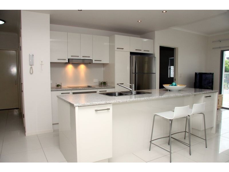 018/40-52 Primary School Court, Maroochydore QLD 4558