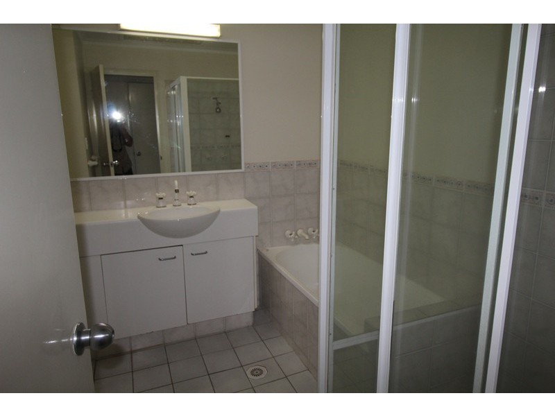 3/18 Tallebudgeera Creek Rd,, Burleigh Heads QLD 4220