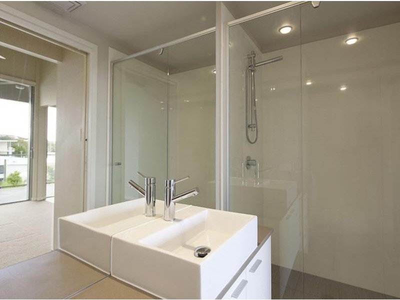 9/18 Riverbend Place, Bulimba QLD 4171