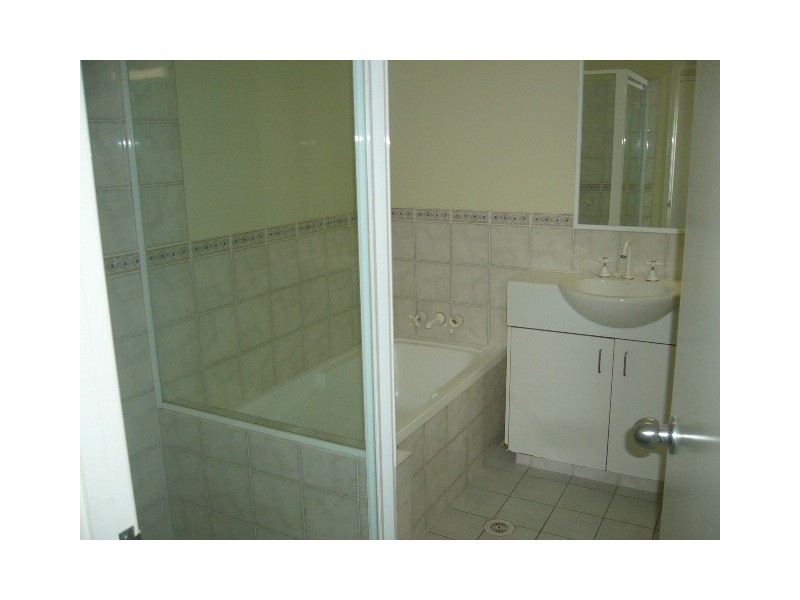 22/18 Tallebudgeera Creek Rd,, Burleigh Heads QLD 4220