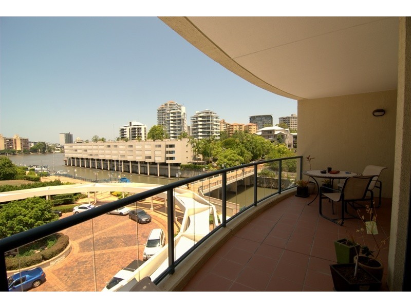 3L/35 Ferry Street, Kangaroo Point QLD 4169