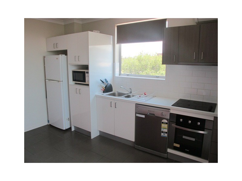 803 MAIN STREET, Kangaroo Point QLD 4169