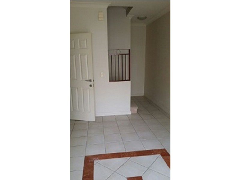 8864 Magnolia Drive East, Hope Island QLD 4212