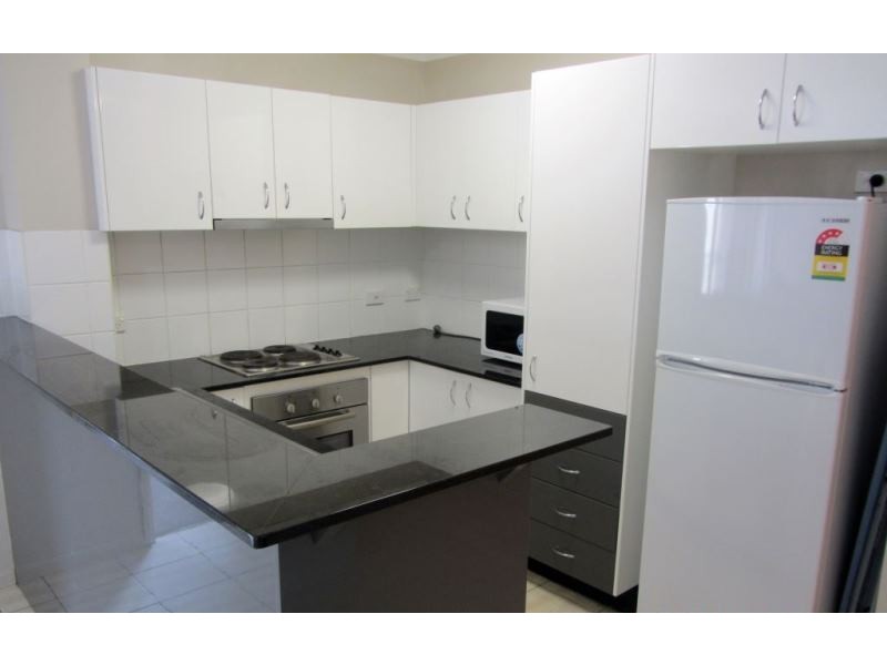 3/4 Omeo street, Macgregor QLD 4109