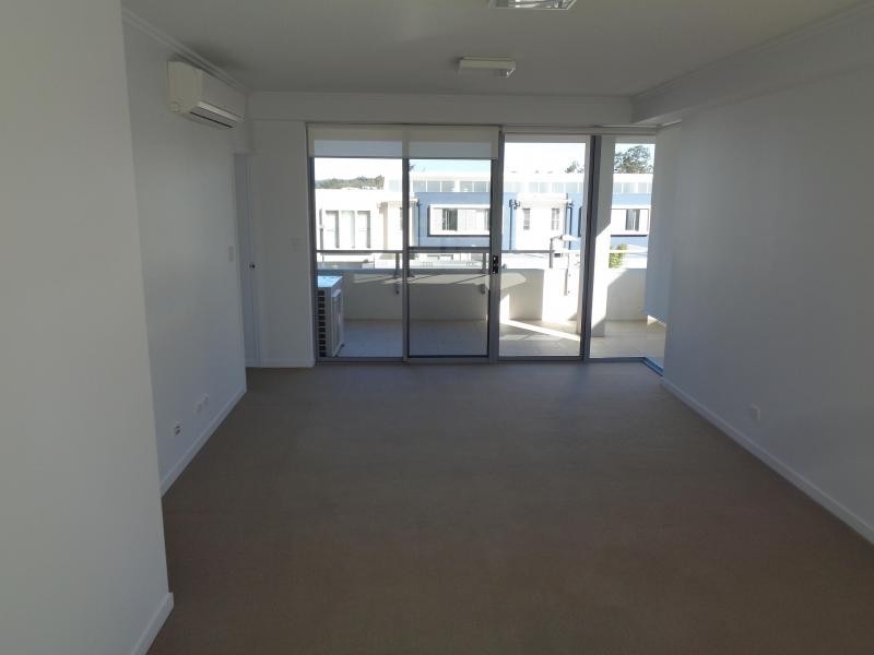 202/29-49 Varsity Parade, Varsity Lakes QLD 4227