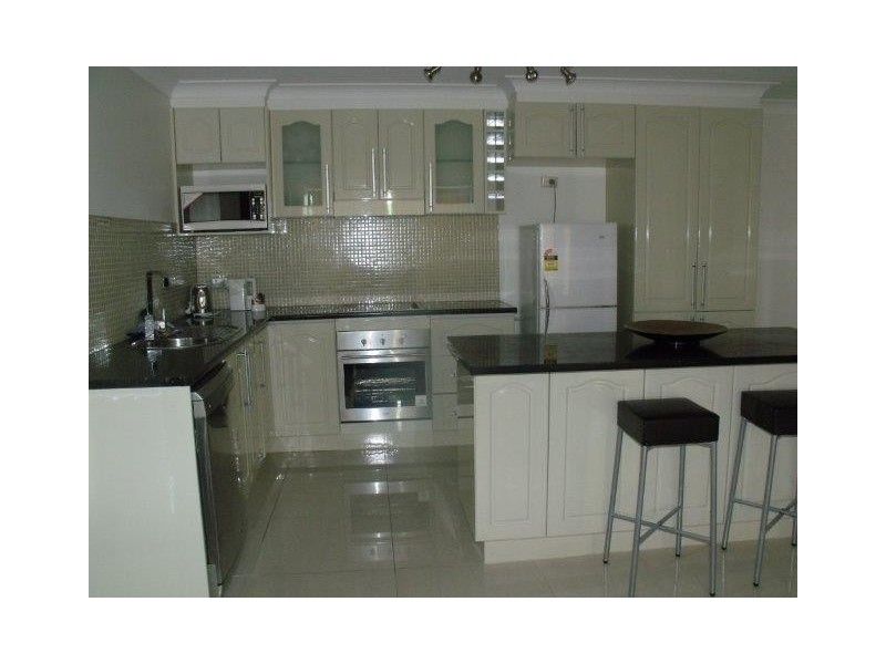 311/70 REMEMBRANCE DVE, Surfers Paradise QLD 4217