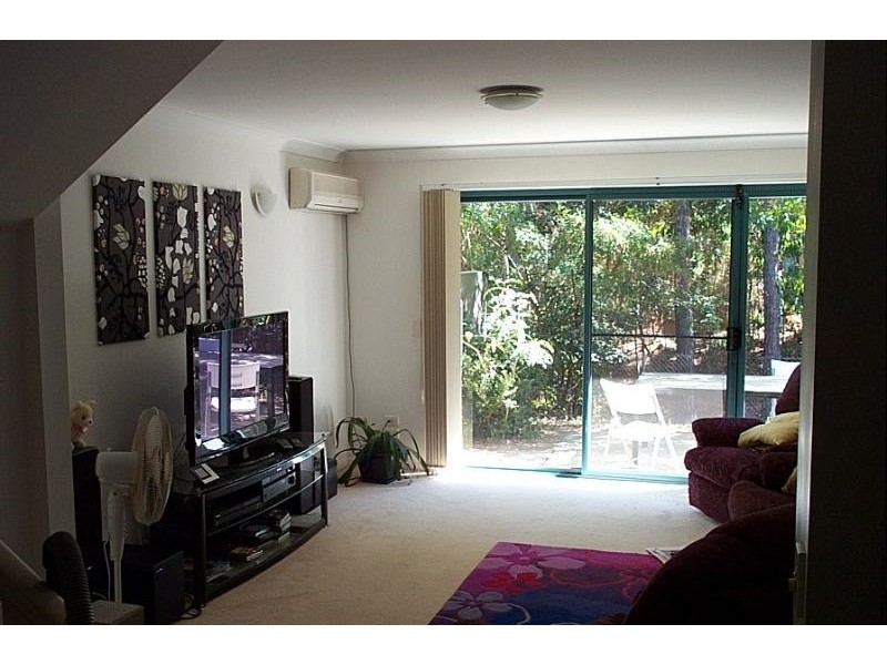 6/19 Santa Barbara Road, Hope Island QLD 4212