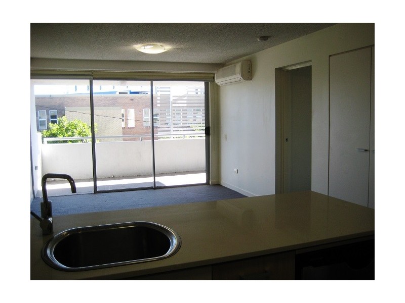 S07/8 Cordelia st, South Brisbane QLD 4101