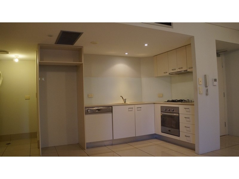153 Lambert Street, Kangaroo Point QLD 4169