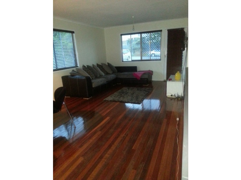 32 Lomatia Street, Everton Hills QLD 4053