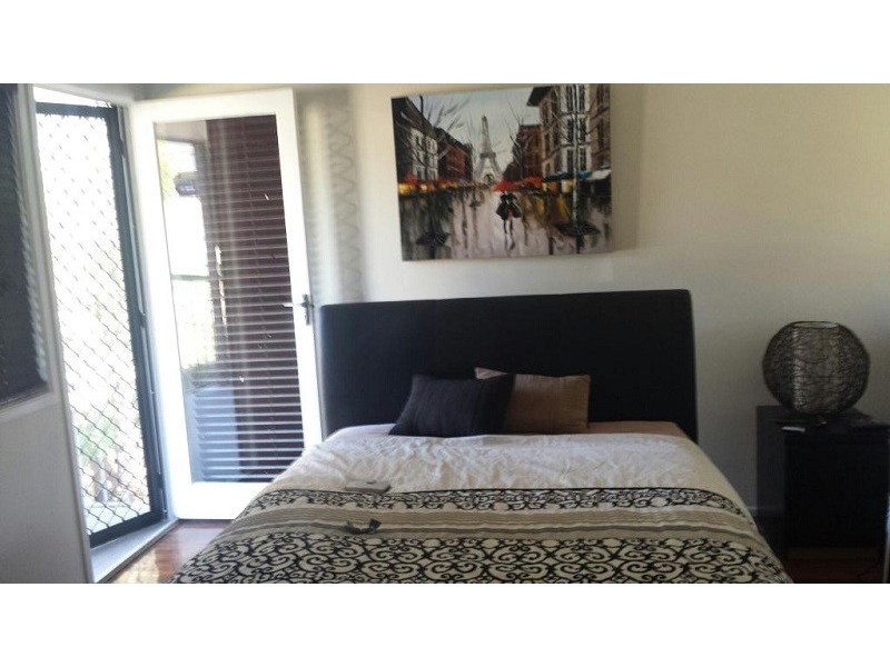 32 Lomatia Street, Everton Hills QLD 4053