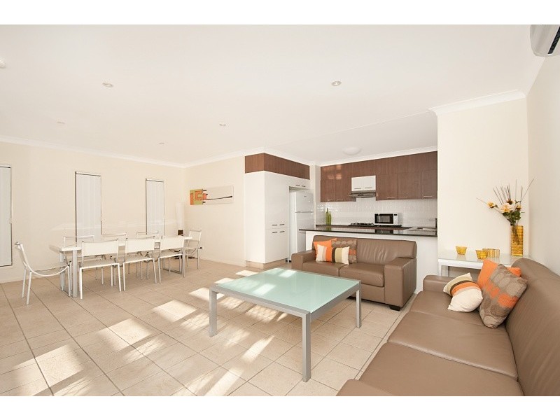 52/24 Jessica Drive, Upper Coomera QLD 4209