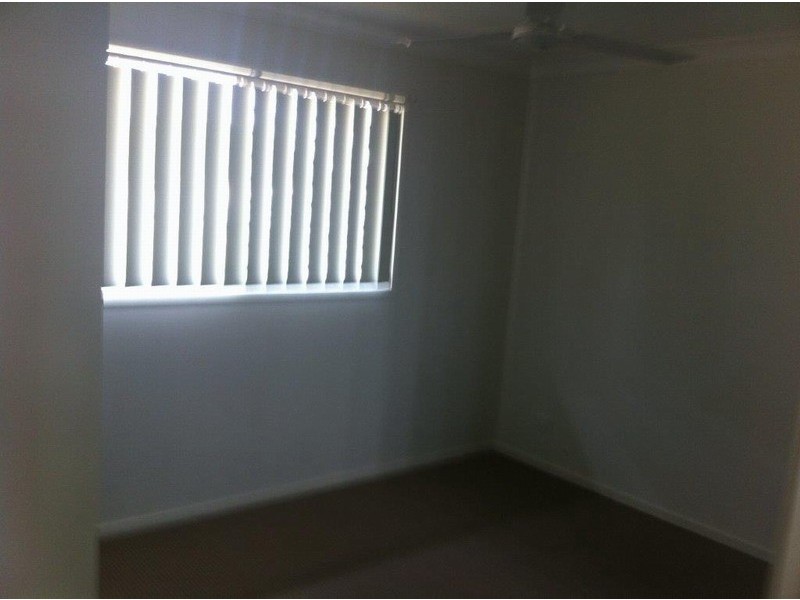 2/6 Linton Street, Loganlea QLD 4131