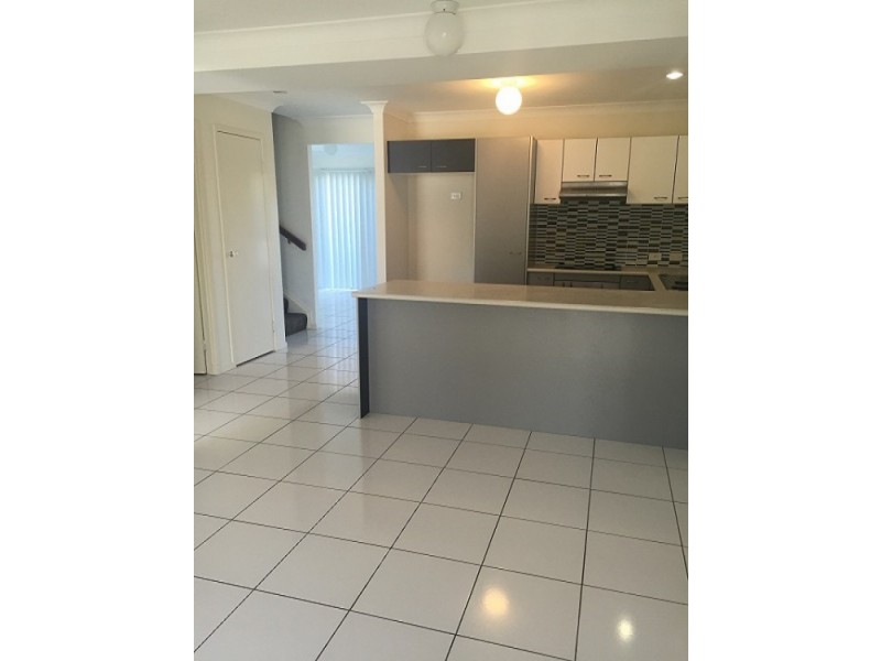 30 Carmarthen Circuit, Pacific Pines QLD 4211