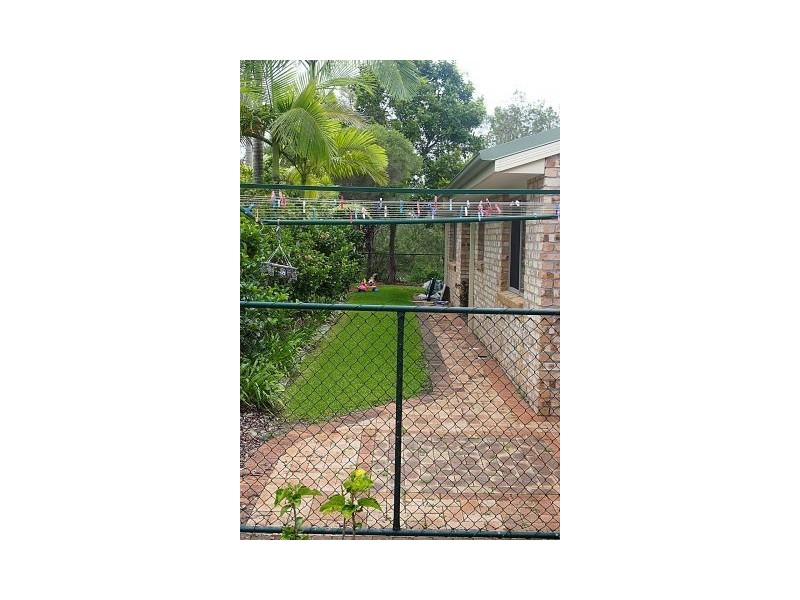 4 Koala Town Rd, Upper Coomera QLD 4209