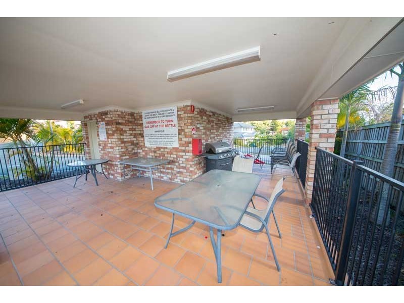 100 Oakmont Avenue, Oxley QLD 4075