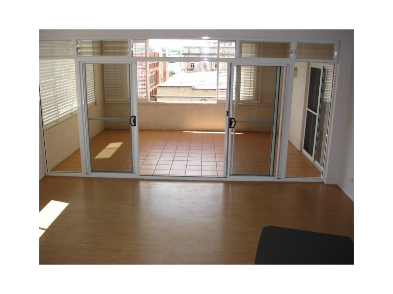 64/44 Chermside Street, Teneriffe QLD 4005