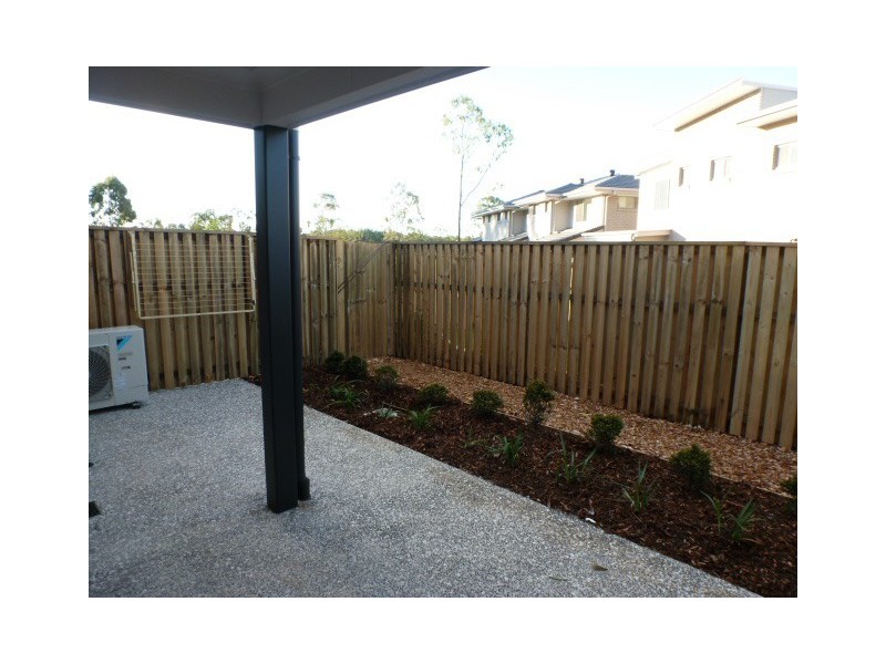 18/86 Carselgrove Ave, Fitzgibbon QLD 4018