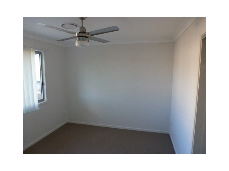 18/86 Carselgrove Ave, Fitzgibbon QLD 4018