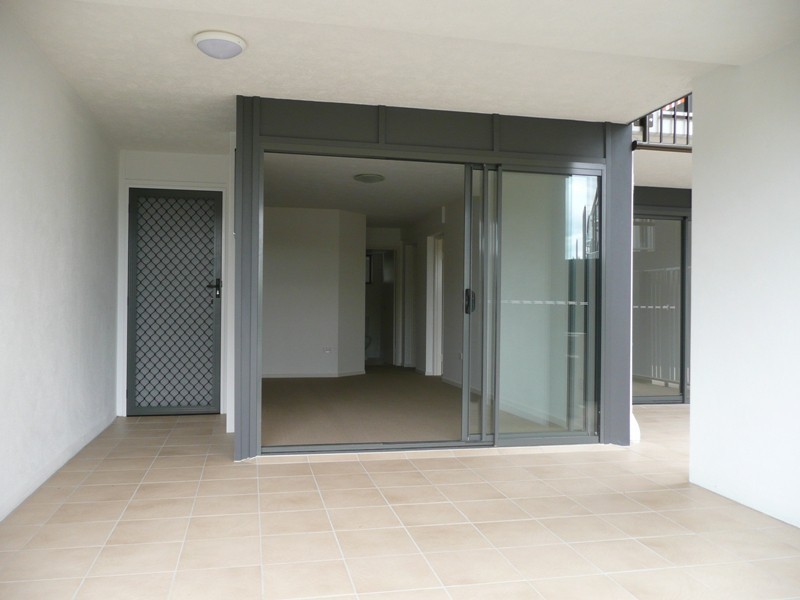 26/10 Grand Parade, Kawana Island QLD 4575