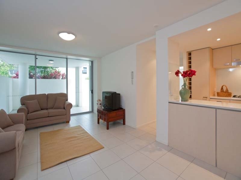 3/15 Walsh St, Milton QLD 4064
