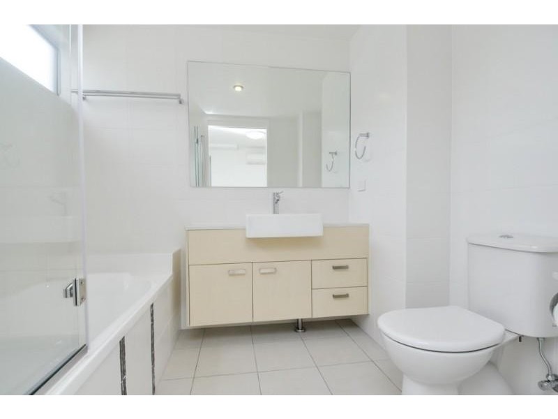 3/15 Walsh St, Milton QLD 4064